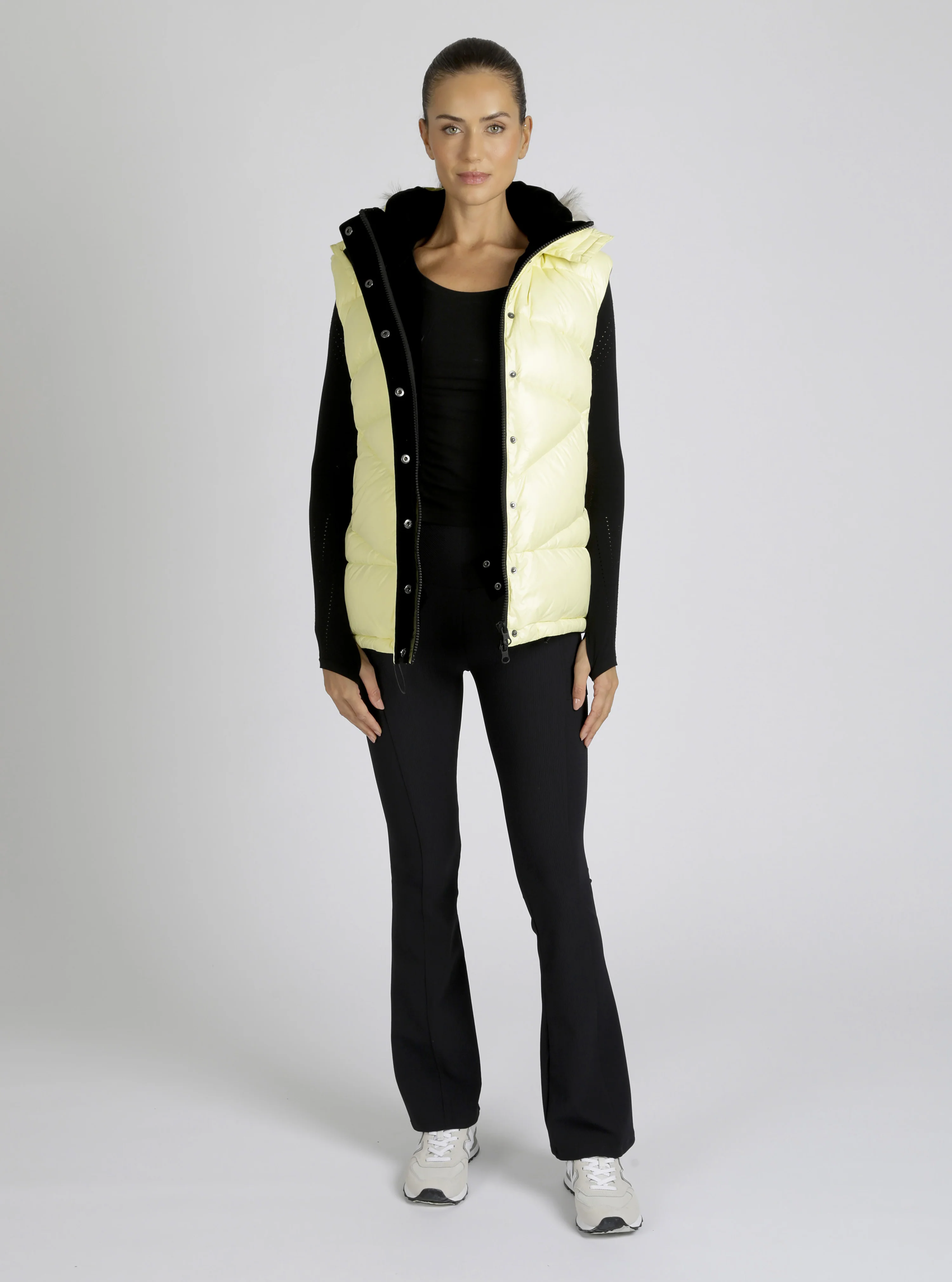 Oversized Super Blanc Puffer Down Filled Vest - Image 18