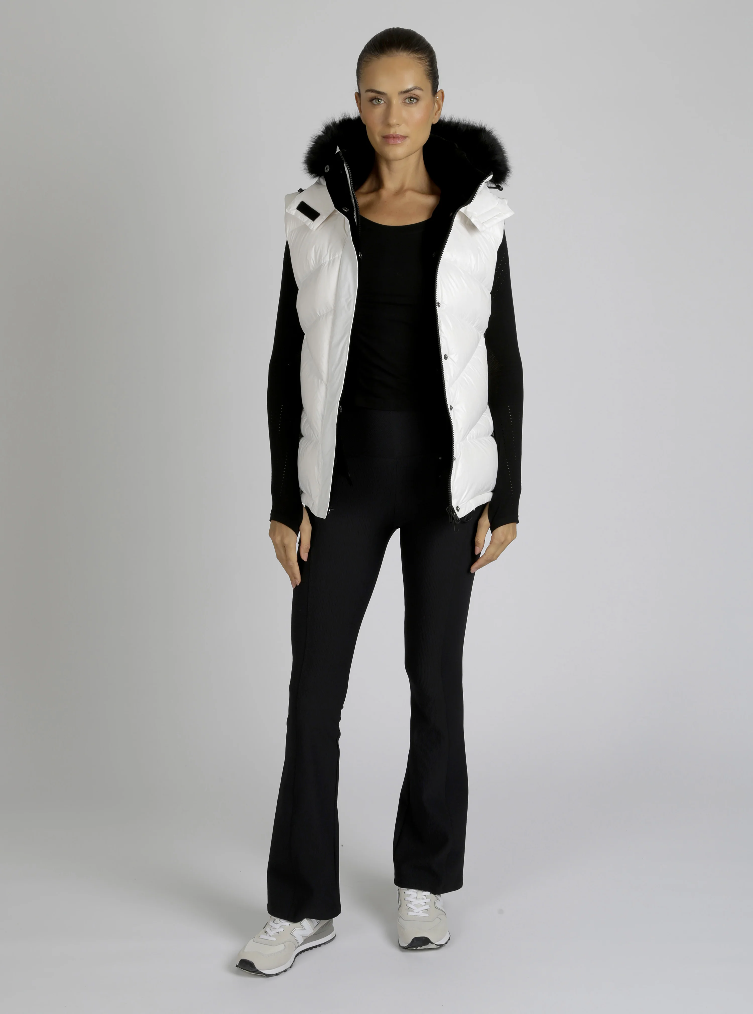 Oversized Super Blanc Puffer Down Filled Vest - Image 25