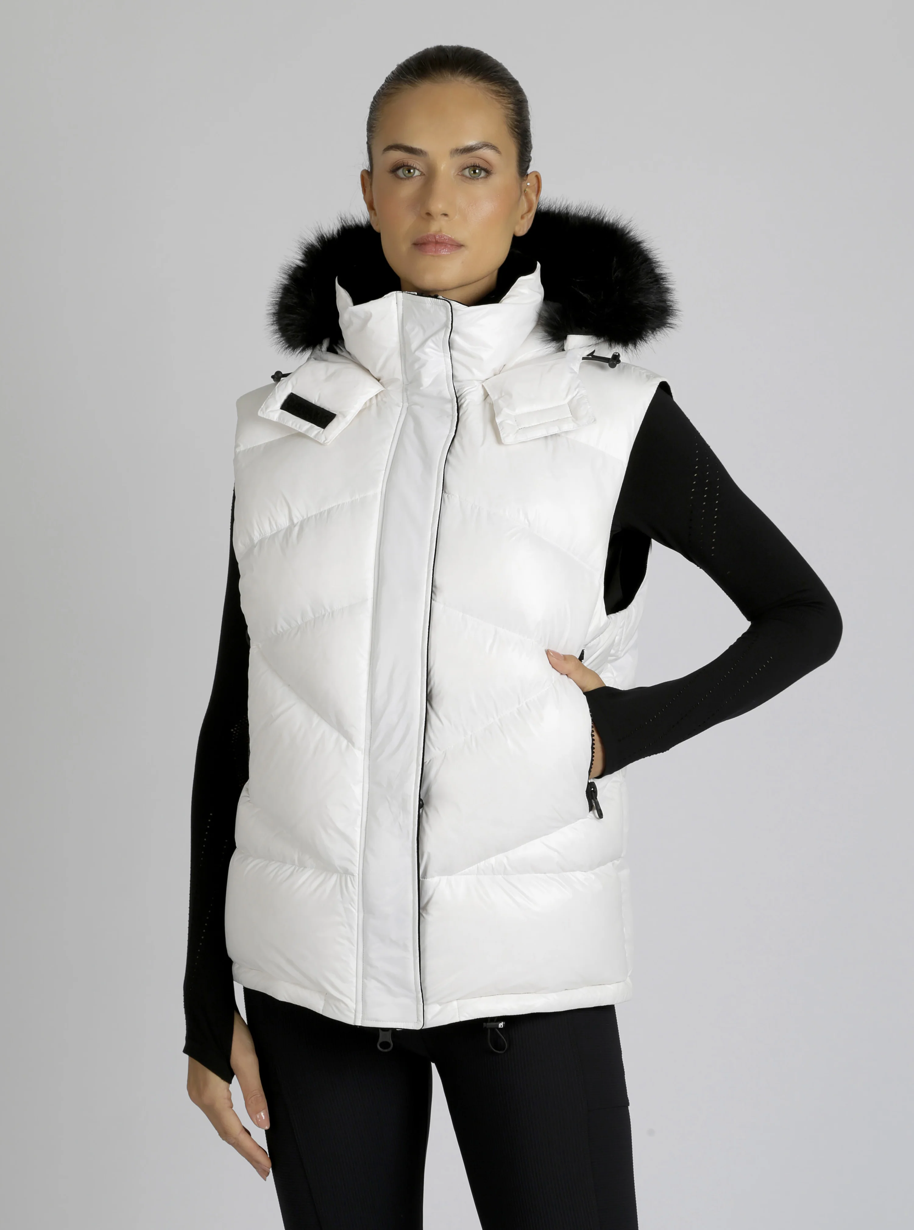Oversized Super Blanc Puffer Down Filled Vest - Image 26